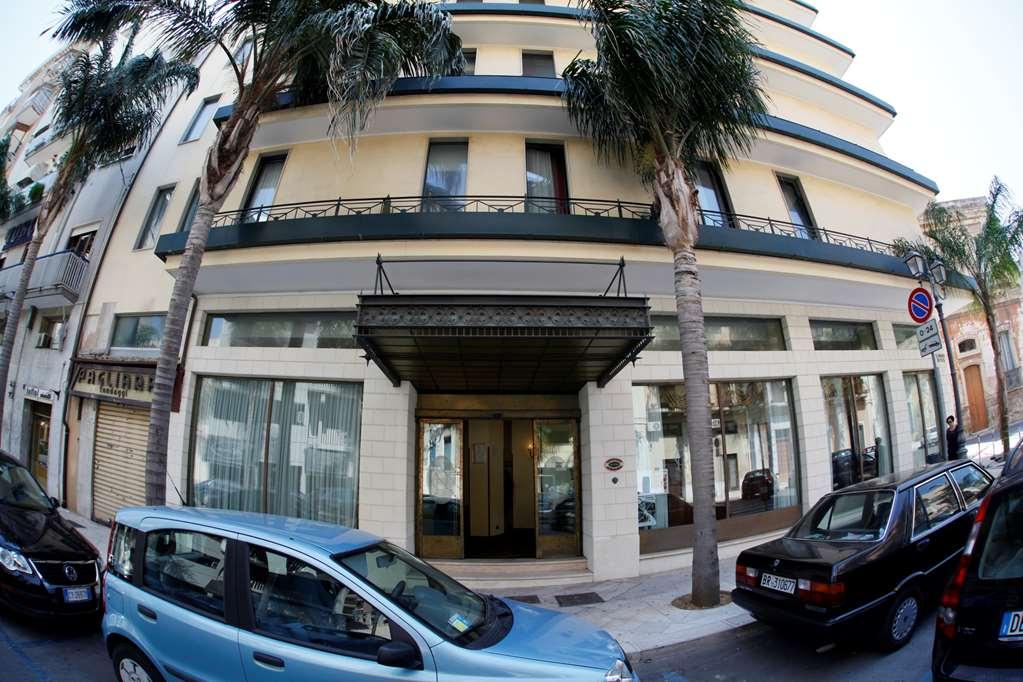 Hotel Colonna Brindisi Exterior photo